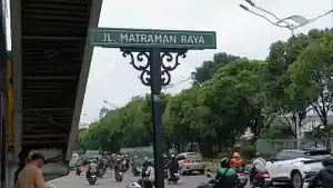 JALAN-MATRAMAN-MAKAN-KORBA.jpg