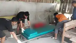 Seorang-pria-ditemukan-meninggal-dunia-di-warung.jpg