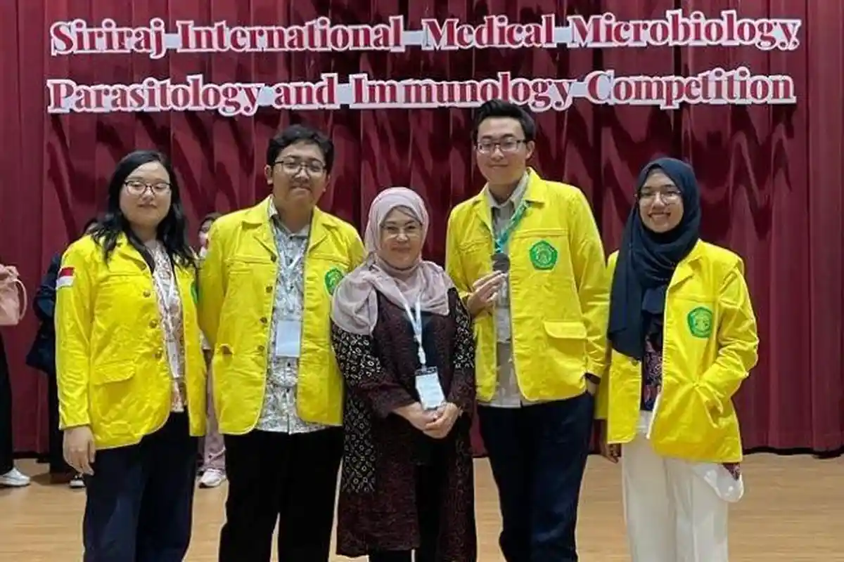 Mahasiswa FKUI Raih Silver Medal di Ajang Internasional SIMPIC 2023