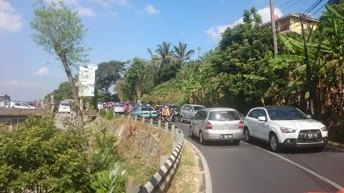 Yang Mau Liburan di Bandungan, Berikut Ini Tujuh Kantong Parkir yang Disediakan Dishubkominfo