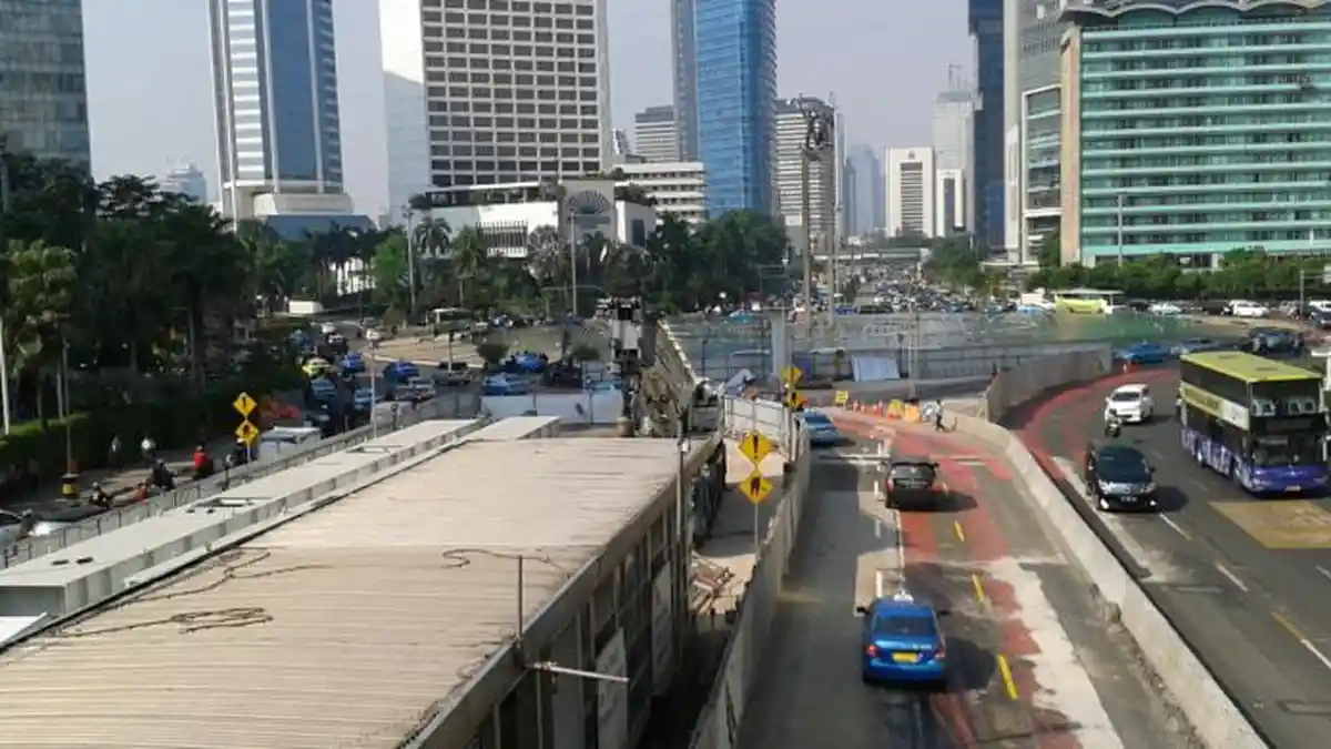 Proyek MRT dan JPO Tidak Ganggu Lalu Lintas Jalan Thamrin