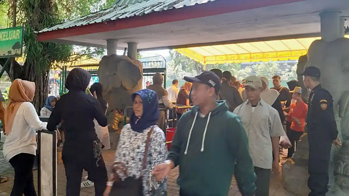 Antisipasi Pembludakan Pengunjung, Kebun Binatang Surabaya Buka 3 Pintu Masuk