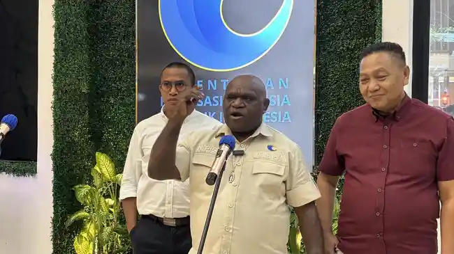MenHAM Pigai Nilai Tudingan Amien Rais soal Hubungan Prabowo-Teddy Telah Serang Kehormatan Individu