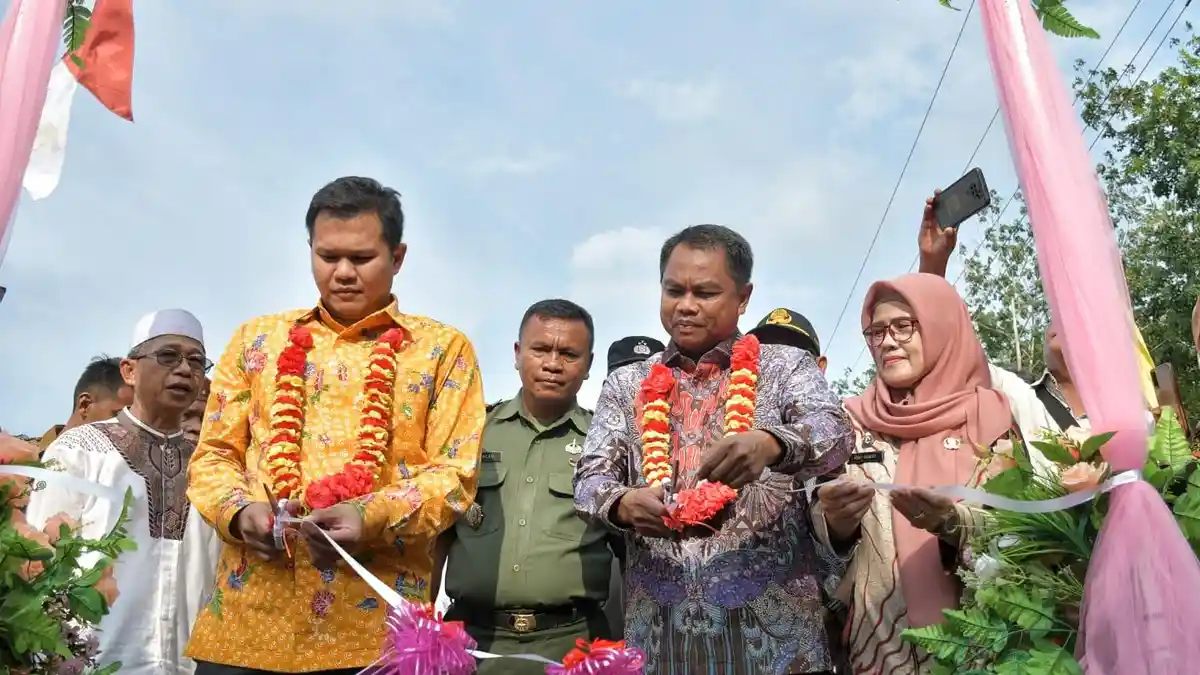 Resmikan Jalan, Bupati Sergai Darma Wijaya Sebut Pajak PBB Untuk Pembangunan Infrastruktur