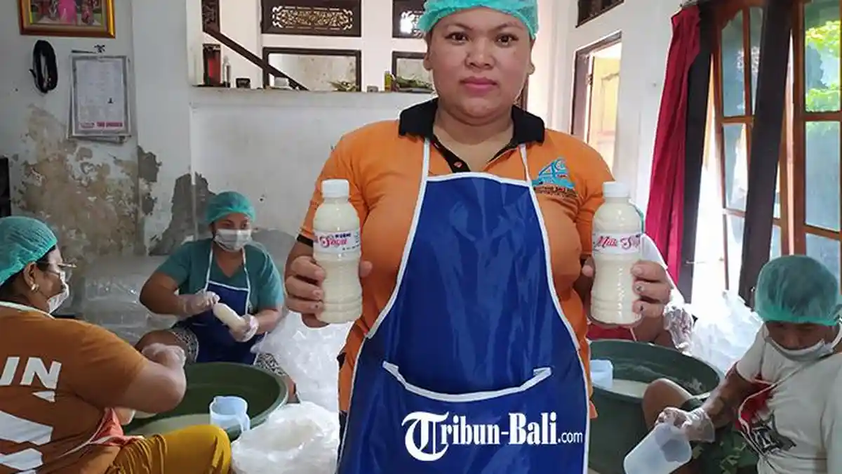 Dirumahkan Akibat Pandemi, Warga Buleleng Ini Jualan Susu Kedelai, Raup Omzet Rp14 Juta Per Bulan