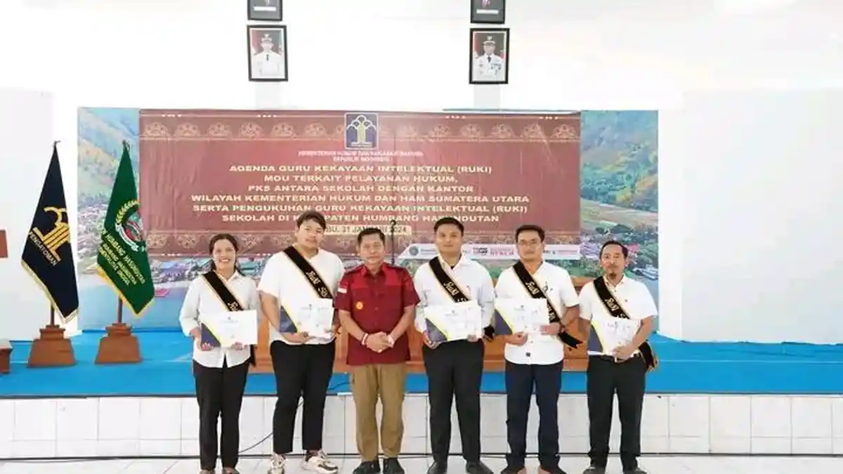 Mhd.Jahari Sitepu Kukuhkan Guru Kekayaan Intelektual di Kabupaten Humbang Hasudutan