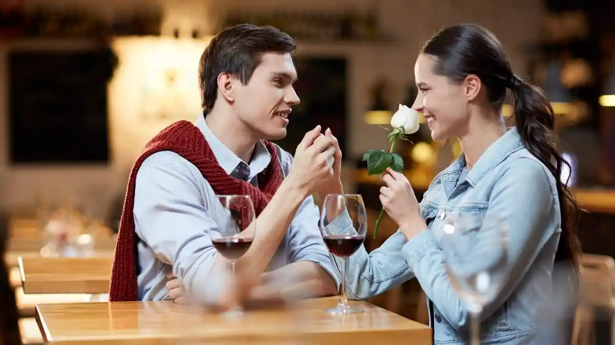Ramalan Zodiak Cinta Hari Ini 19 Maret 2023, Scorpio Semakin Cinta, Capricorn Merasa Kurang Nyaman