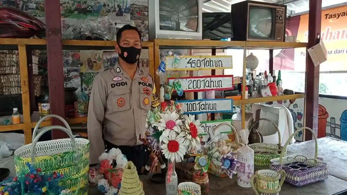 Cerita Bripka Dodi Permana Anggota Polres Lahat, Temukan Permata Ditumpukkan Sampah