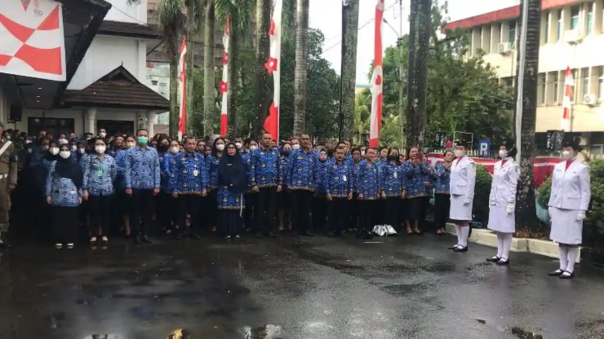 Upacara Pengibaran Bendera HUT ke-77 RI di Pemkot Ambon Berlangsung Khidmat