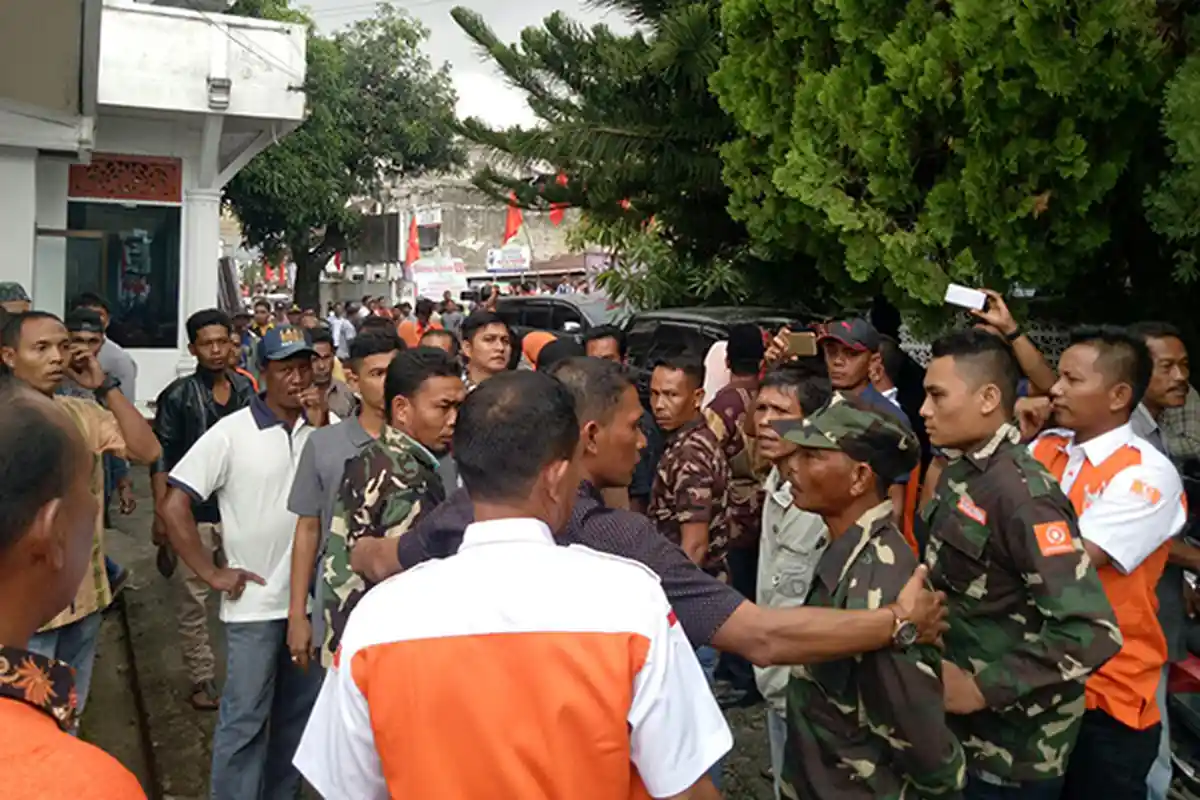 BREAKING NEWS - Konferensi I DPW PNA Abdya Ricuh