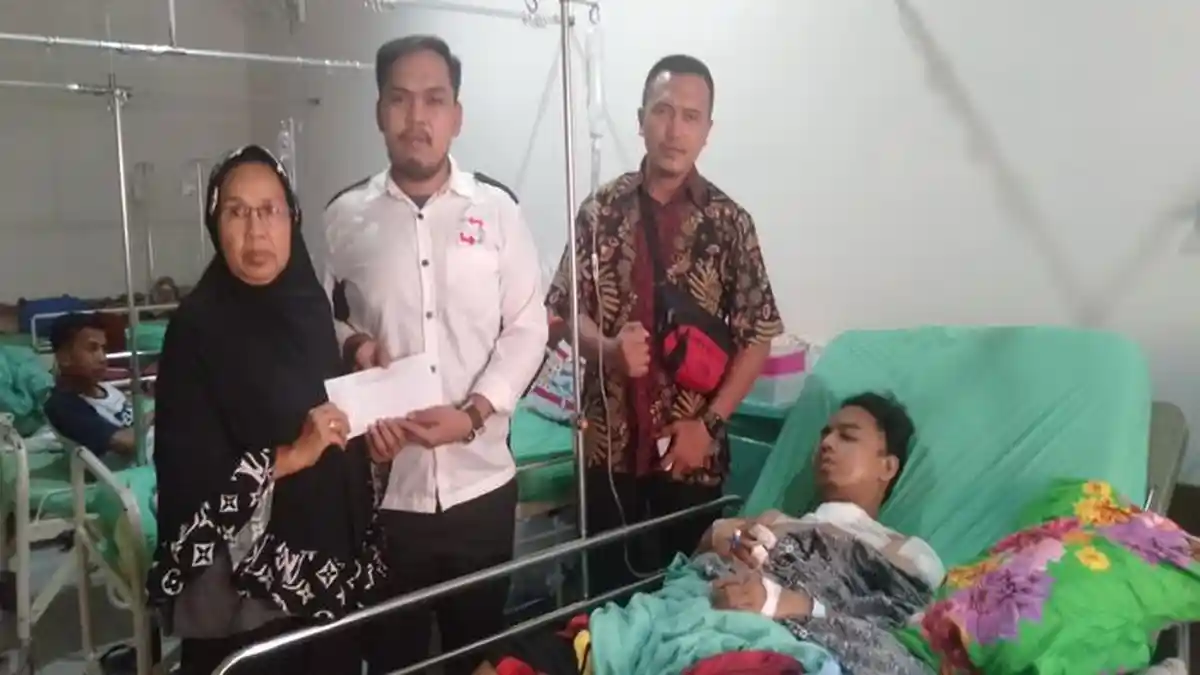 Komunitas PDOS Sumsel Kumpulkan Sumbangan Bantu Biaya Pengobatan Nova Driver Online Korban Begal