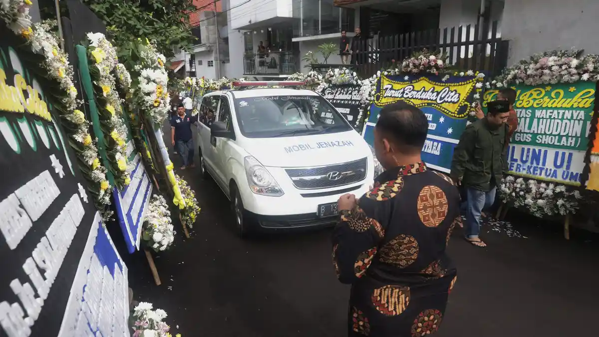 Gus Sholah Tokoh Cinta Damai dan Tidak Mau Ribut-ribut
