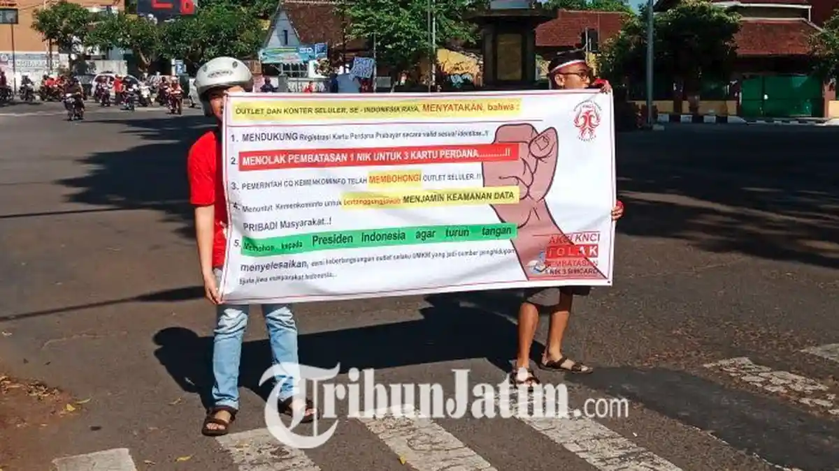 Pengusaha Konter Ramai-ramai Tolak Kebijakan 1 NIK untuk 3 Kartu Perdana