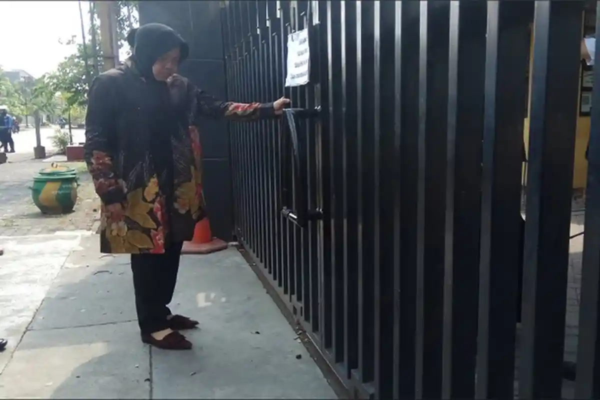 Pasca Bersujud di Depan Para Takmir Masjid, Risma Kembali Keliling Gereja yang Rawan Terorisme