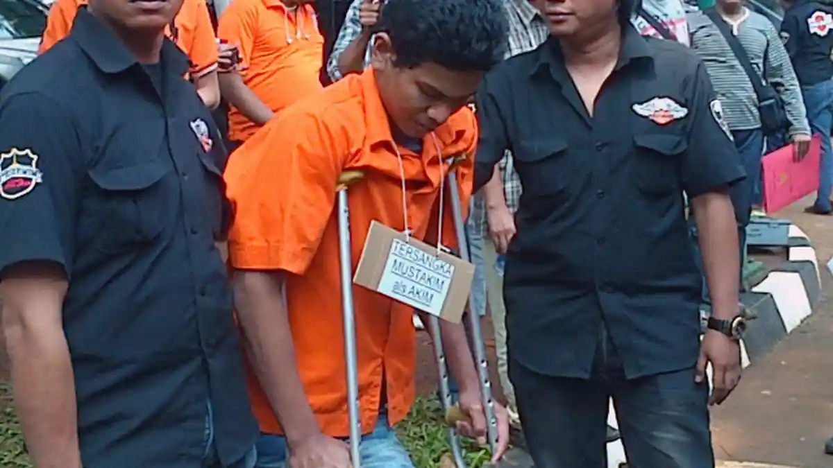 Polda Metro Gelar Rekonstruksi Pembacokan Brigadir Syarif