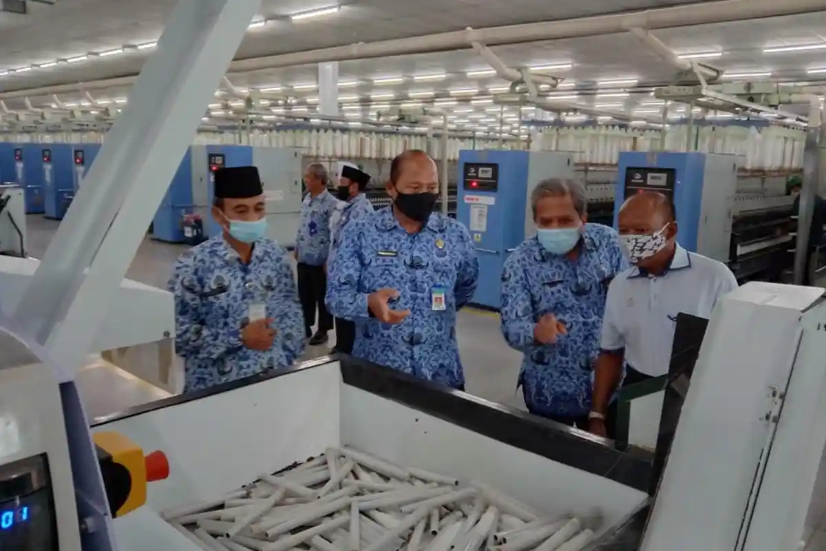 Pekerja di Empat Perusahaan Kabupaten Karanganyar Ini Kirim Aduan, Pesangon Tidak Sesuai Ketentuan