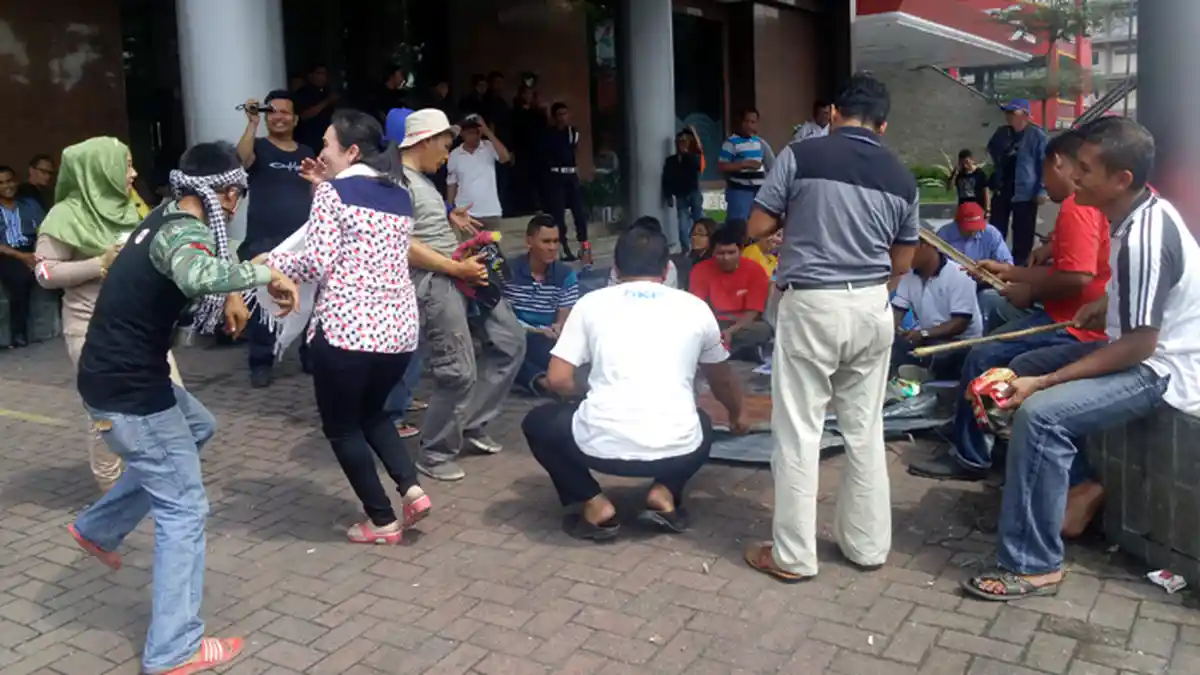 Karyawan Asean Hotel yang Dipecat Tuntut Adanya Pesangon