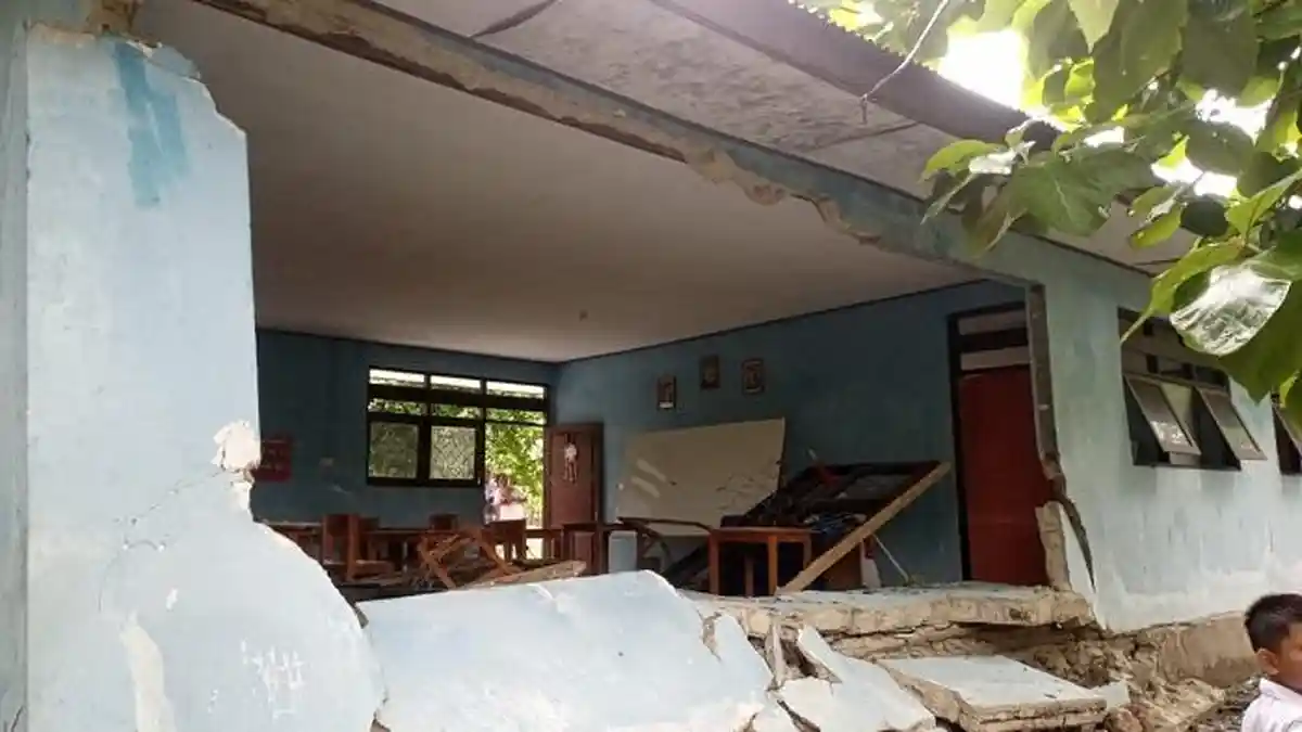 Angin Kencang, Rumah Warga hingga Sekolah di Rote Ndao Rusak