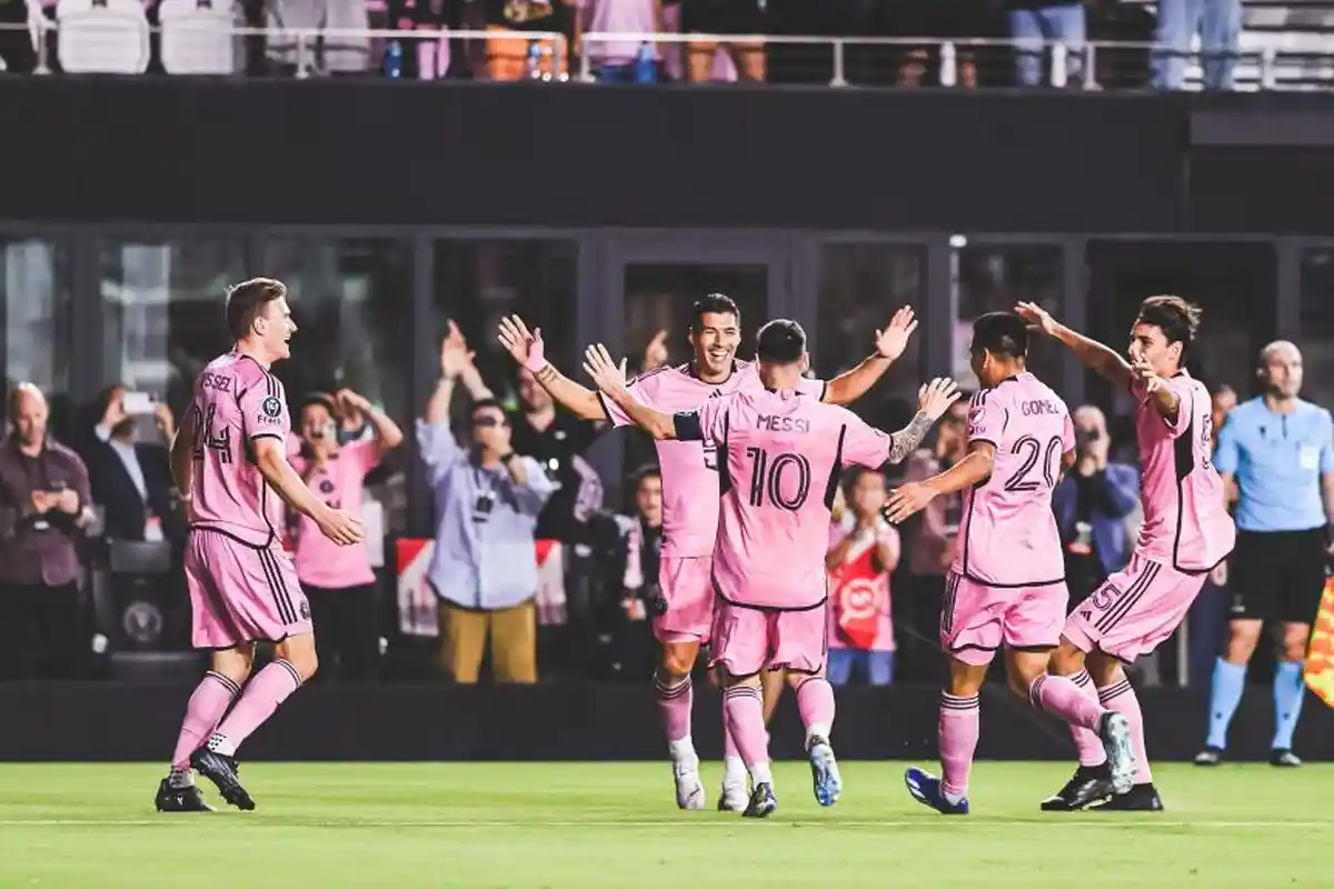 Bursa Transfer MLS: Junior Lionel Messi Resmi Gabung Inter Miami