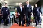 Kunjungan Menlu China