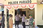 Kapolda-NTB-Kunjungi-Polsek-Parado-Ingatkan-Ancaman-Bagi-Pelaku-yang-Sengaja-Gagalkan-Pemilu-2024.jpg