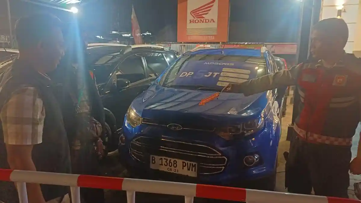 Showroom Cibubur Diberondong Peluru Misterius, Tiga Saksi Diperiksa