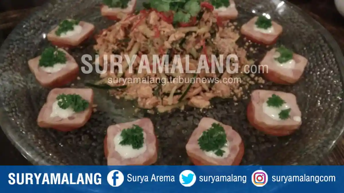 Dua Paket Menu Imlek Gala Dinner di Hotel Mercure Grand Mirama Surabaya