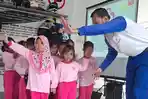 Jarang-Dibahas-Ini-Panduan-Berkendara-Berboncengan-dengan-Anak.jpg