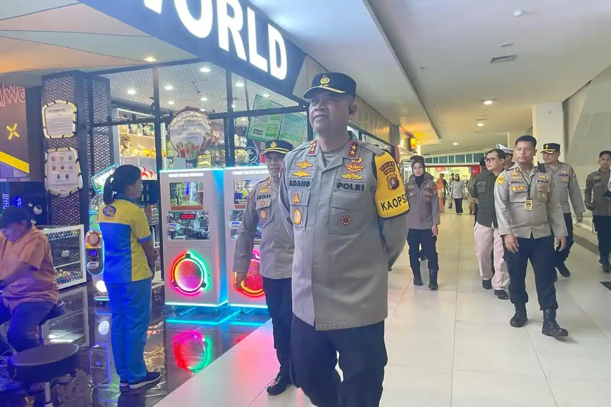 Kapolda Sulbar dan PJU Pantau Pusat Keramaian di Libur Hari Raya Idulfitri