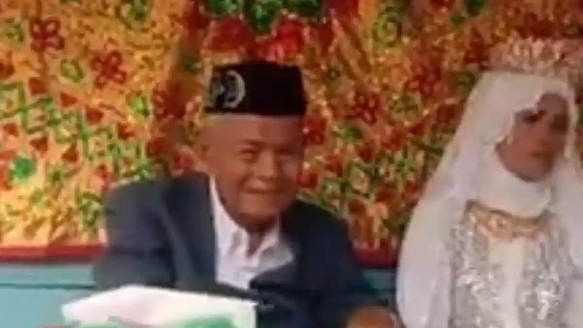 Kakek Veteran Perang Berusia 103 Tahun Nikahi Gadis Cantik 27 Tahun, Maharnya Rp 5 Juta