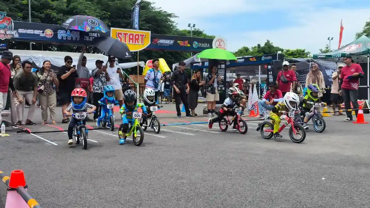 Serunya Macan Ireng Race di Cirebon: 509 Riders Cilik Berlaga, Ada ...
