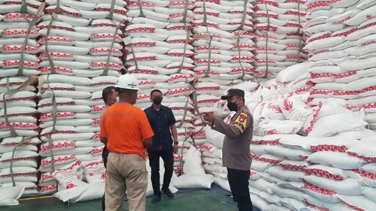 Nasib Pilu Pekerja Pabrik Gula di Blitar, Tumpukan Karung Setinggi 5 Meter Mendadak Ambruk, 1 Tewas