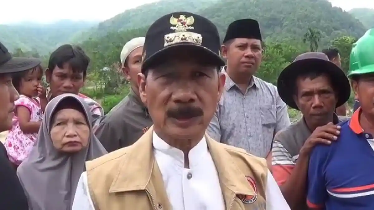 Banjir Solok Selatan, Bupati Ungkap Ada Warganya yang Mengungsi di Masjid dan Musala