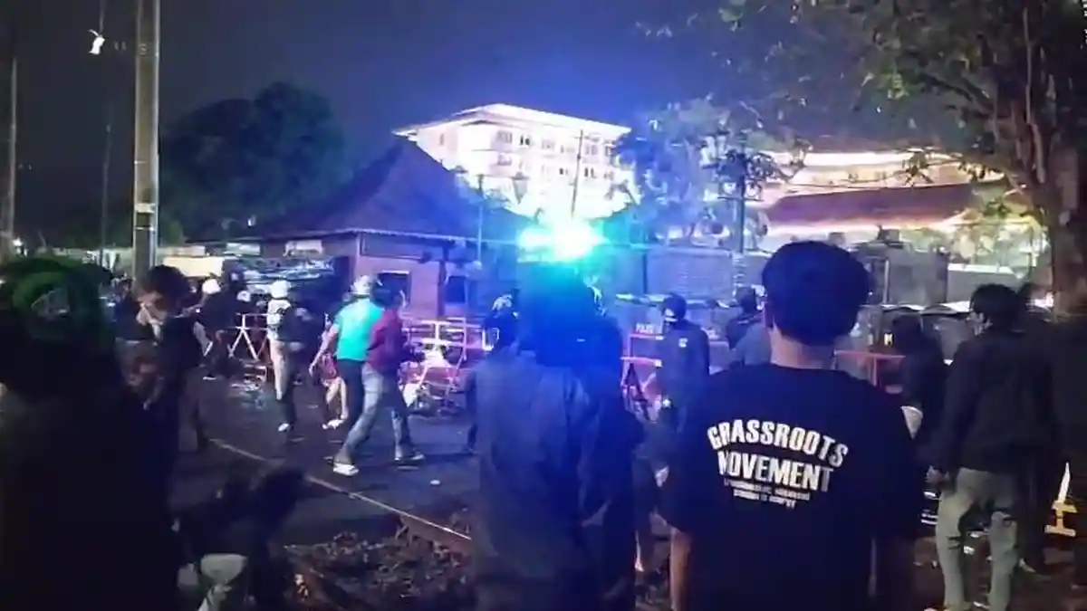 KAI Daop 6 Yogyakarta pastikan kesiapan Tidak Ada Kerusakan Usai Kericuhan Demo Rabu Malam