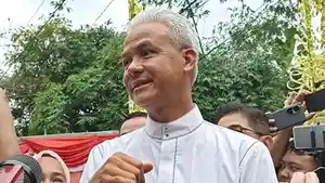 Ganjar-Pranowo-Rasakan-Anomali-Lihat-Hasil-Hitung-Cepat-Pilpres-dan-Pileg.jpg