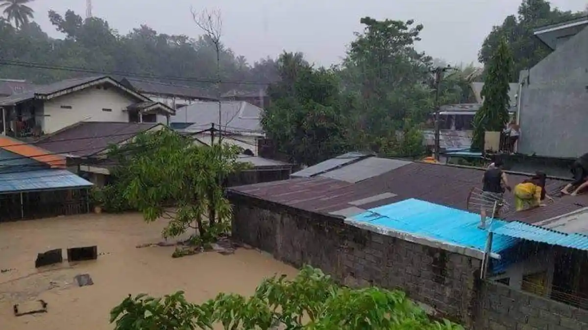Waspada 7 Penyakit Ini Bisa Menyerang Saat Terjadi Banjir, Bukan Hanya Tifus dan Diare