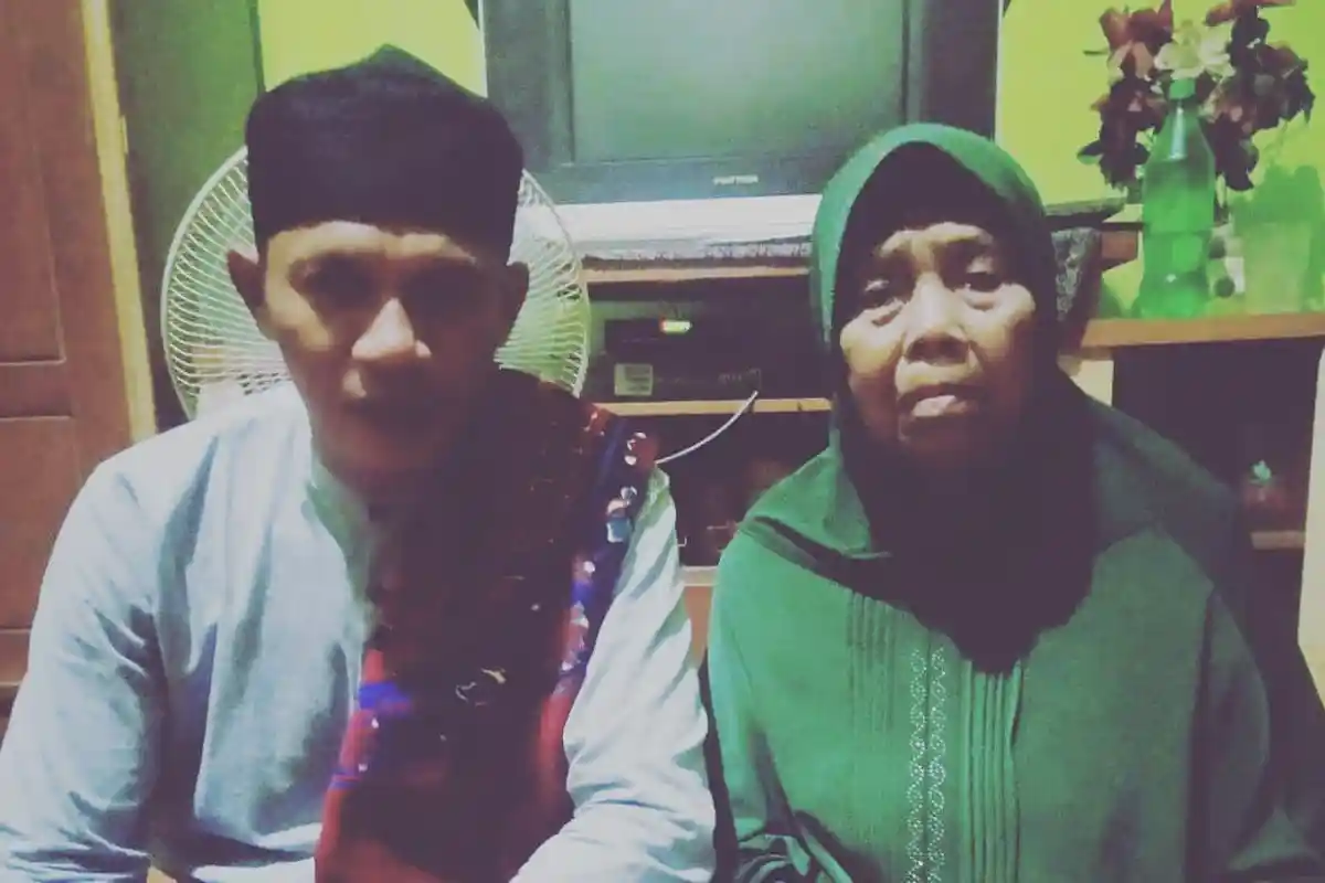 Terapi Pria Dewasa Hj. Mak iyot, Atasi Keluhan Lelaki Secara Alami