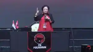 wartakota/Megawati-pada-Perayaan-HUT-ke-50-HUT-PDIP.jpg