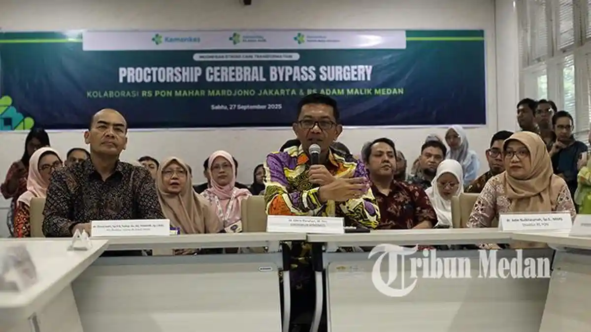 Berita Foto: RSUP H Adam Malik Perdana Melayani Operasi Bypass Pembuluh Darah Otak - 27092025_RSUP_HAM_LAYANI_OPERASI_BYPASS_SEREBROVASKULAR_DANIL_SIREGAR__3_JPG.jpg
