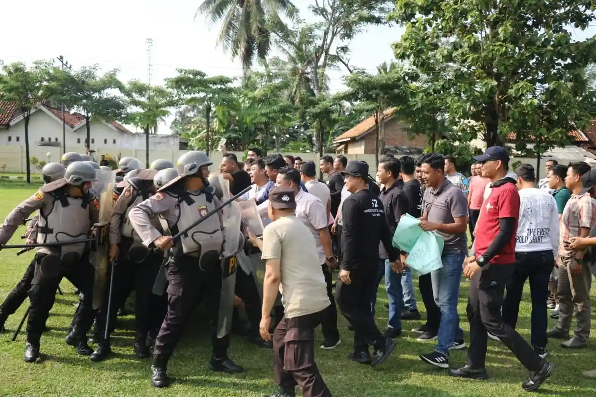 Polres Tulangbawang Unjuk Kemampuan Tangani Situasi Kontijensi