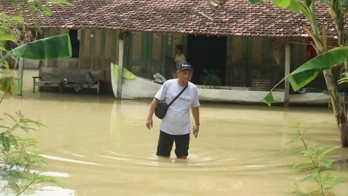 Terendam Banjir Empat Hari, Warga Mintobasuki Pati Mulai Diserang Penyakit Gatal