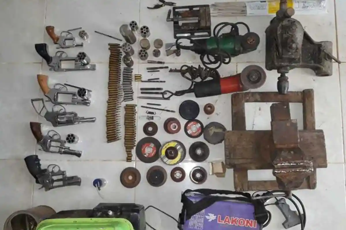 Tim Macan Komering Dihujani Tembakan & Berlindung di Badan Perahu Saat Ingin Menangkap Pembuat Senpi