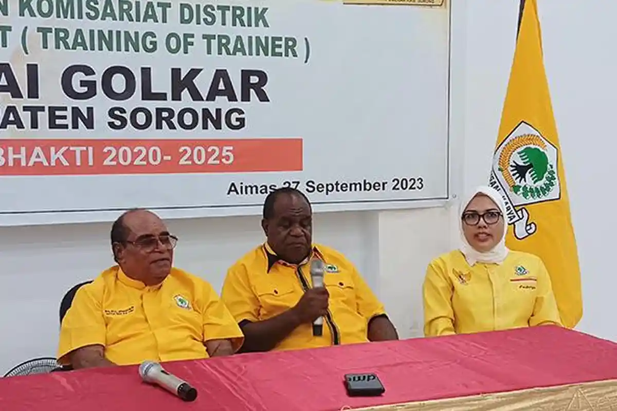 Minta Pengurusnya Tak Pertanyakan Hasil, Ketua DPD Golkar Kabupaten Sorong: Kerja Dulu