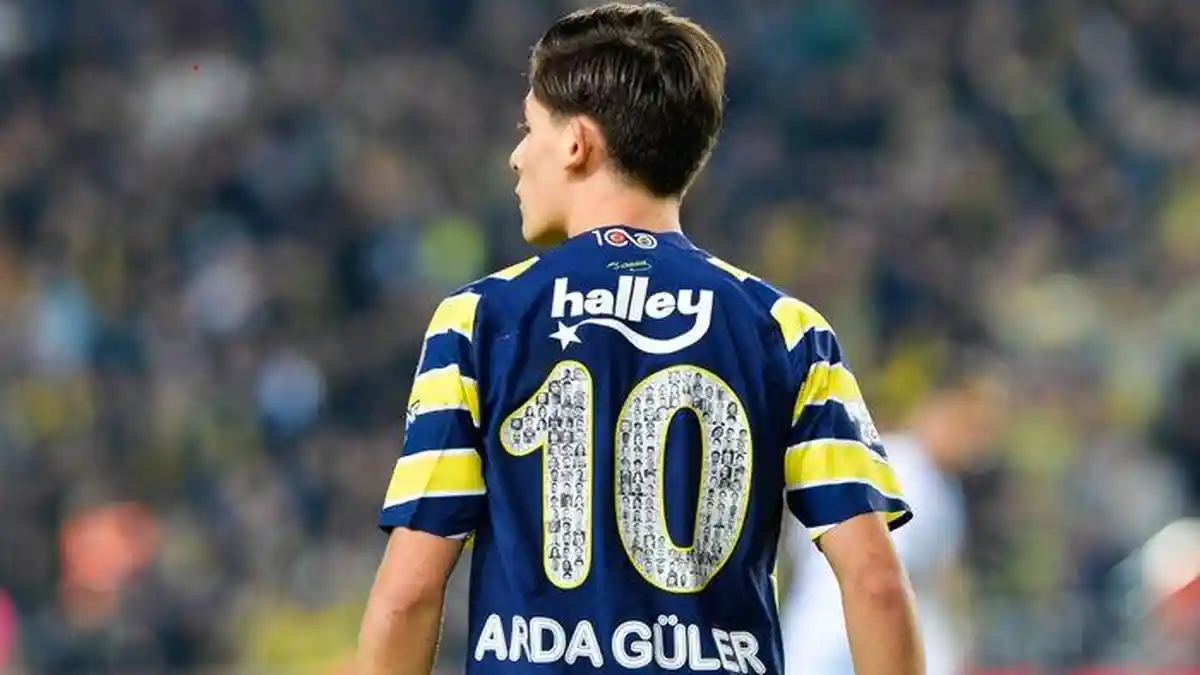 Revolusi Besar AC Milan Pasca-Pemecatan Maldini: 13 Pemain Ditendang, Messi dari Turki Mau Datang