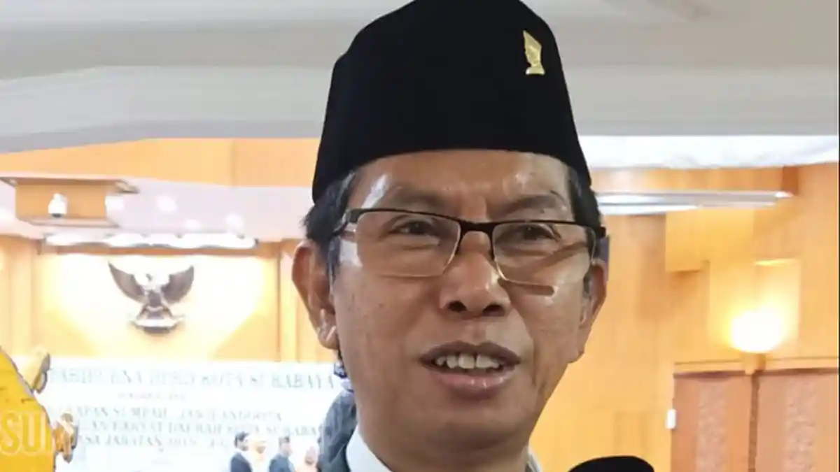 Adi Sutarwijono, Anak Guru SD dari Karangsari, Kota Blitar jadi Ketua DPRD Surabaya