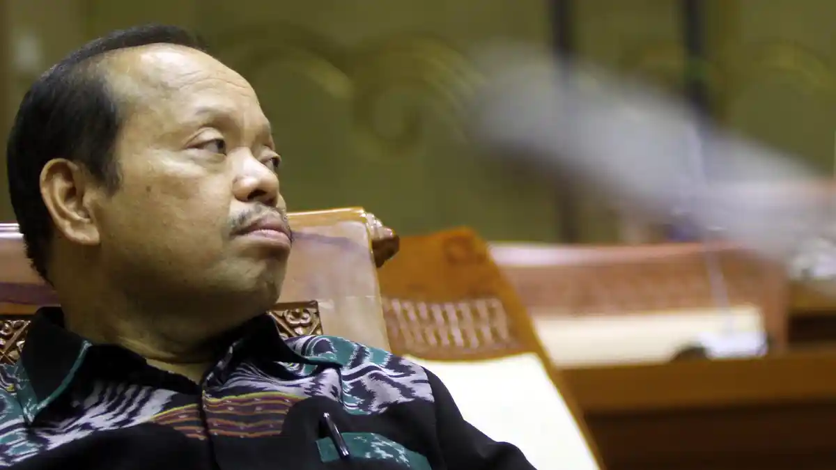 Ditantang Sumpah Pocong Tidak Terima Uang, Sutan Geleng-geleng Kepala