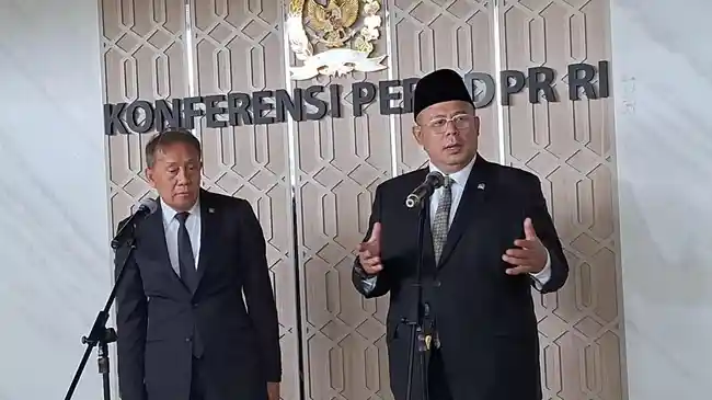 Rupiah Anjlok Rp 18.000 per Dollar AS, Wakil Ketua DPR: Intervensi BI Belum Kelihatan