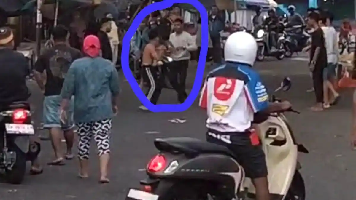 BREAKING NEWS: Polisi Benarkan Ada Duel Ala MMA di Pasar Tradisional Bastiong Ternate Maluku Utara