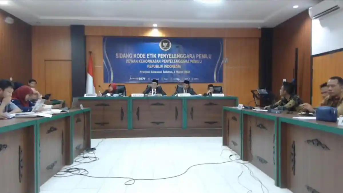 DKPP Sidang Anggota KPU Pangkep Saiful Mujib di Makassar, Benarkah karena Pemalsuan Dokumen?