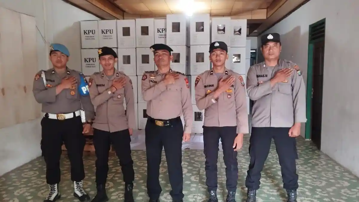 Menjadi Pilar Keamanan dalam Tahun Politik 2024 di Samosir, Personel Polres Menyebar